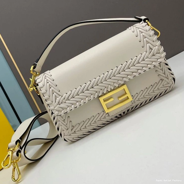 Affordable HOT Medium Bag Leather In Fendi Stitching White Baguette 0806